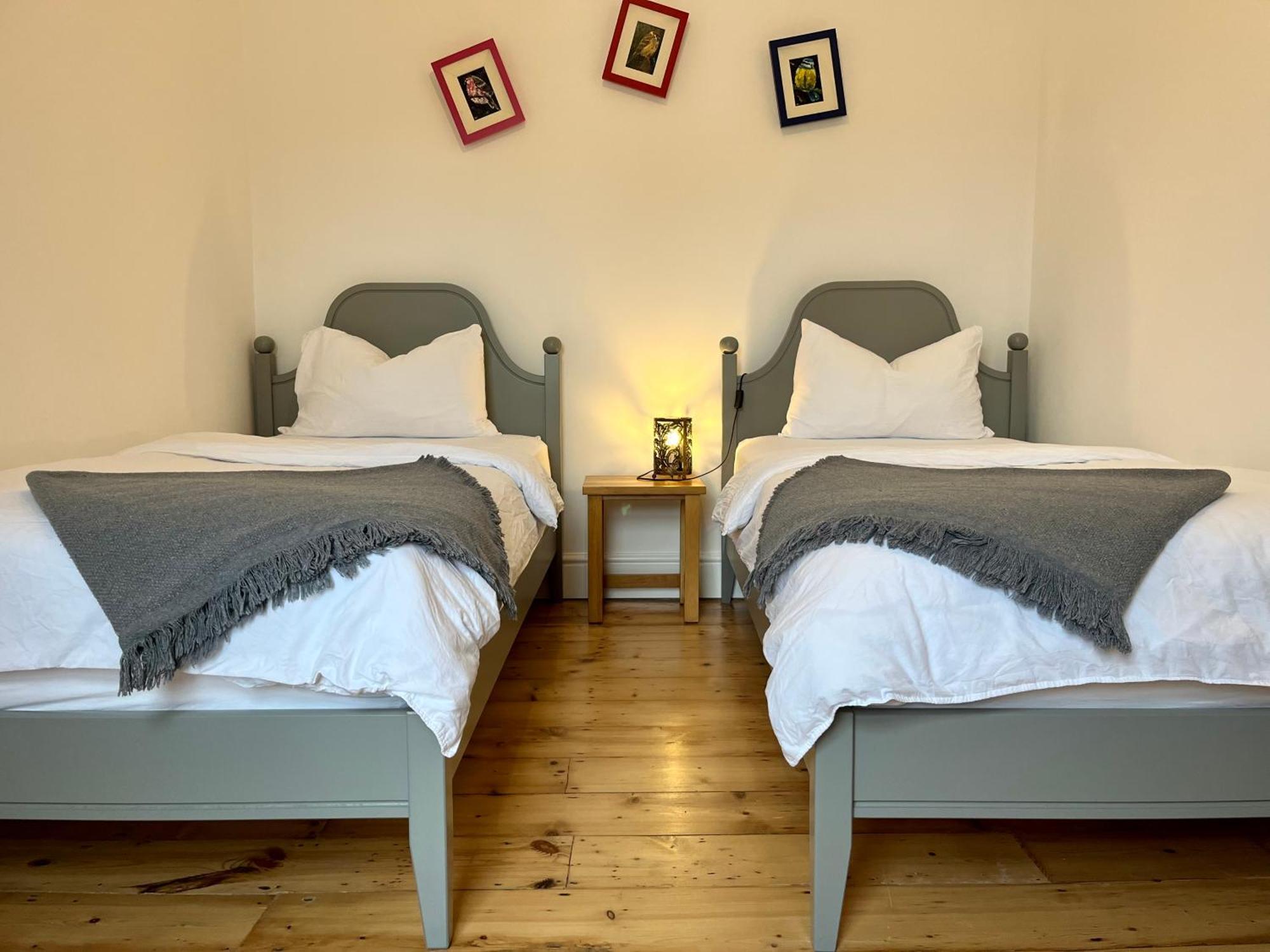 Vila House With Parking, Short Stroll To Quay, Shops And Restaurants Poole Exteriér fotografie